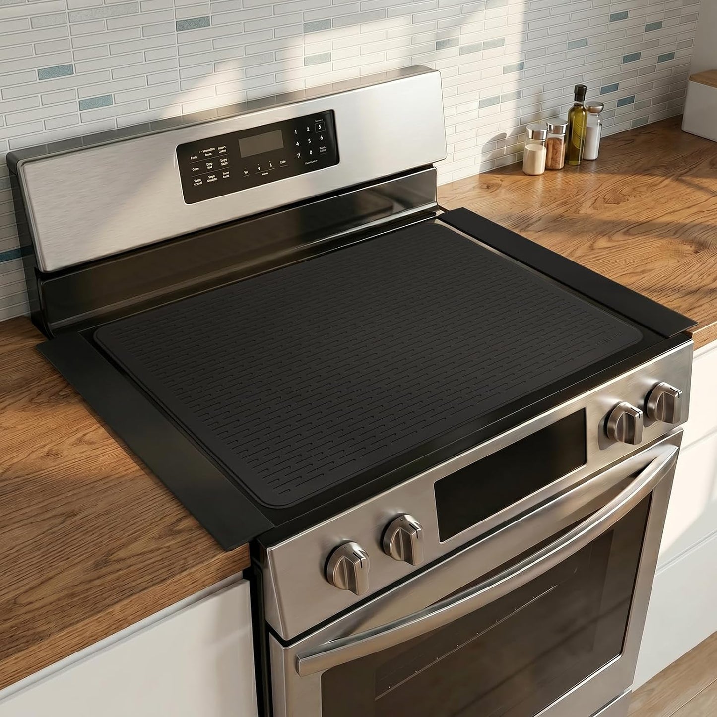 Silicone Stove Gap Covers with Stainless Steel, Oven Gap Filler Seals Gaps Between Stovetop and Counter, Stove Gap Guards Range Trim Kit, Easy to Clean Stove Gap Guard (Black 2 Pack,25")