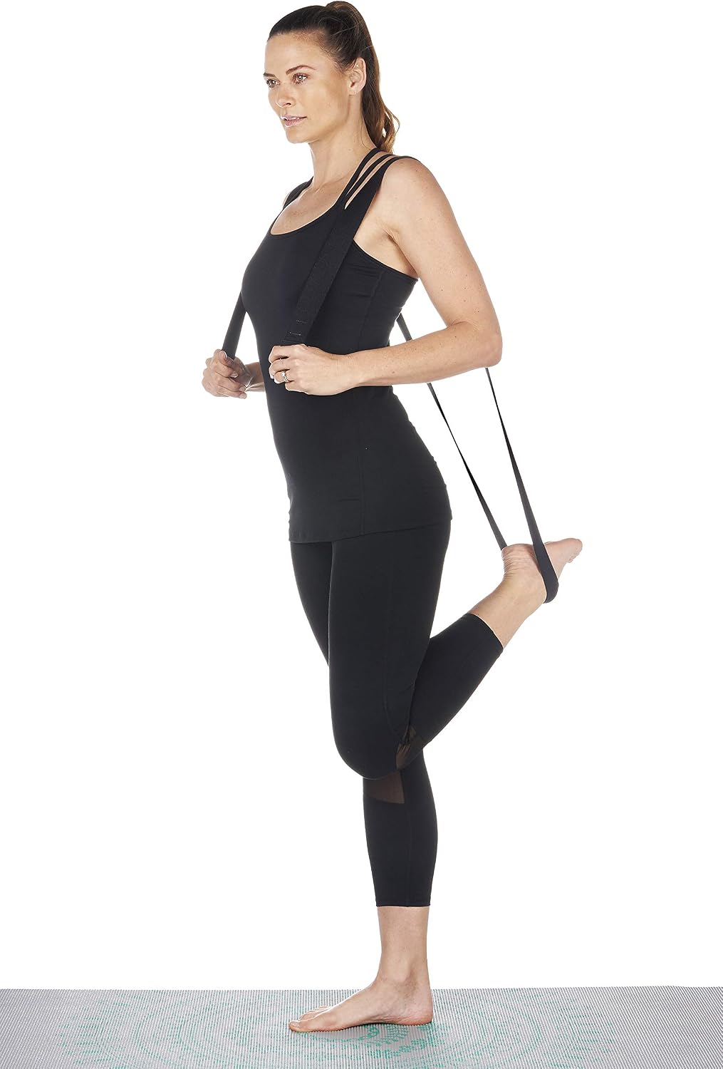 Gaiam Yoga Strap Premium Athletic Stretch Band with Adjustable Metal D-Ring Buckle Loop | Exercise & Fitness Stretching for Yoga, Pilates, Physical Therapy, Dance, Gym Workouts
