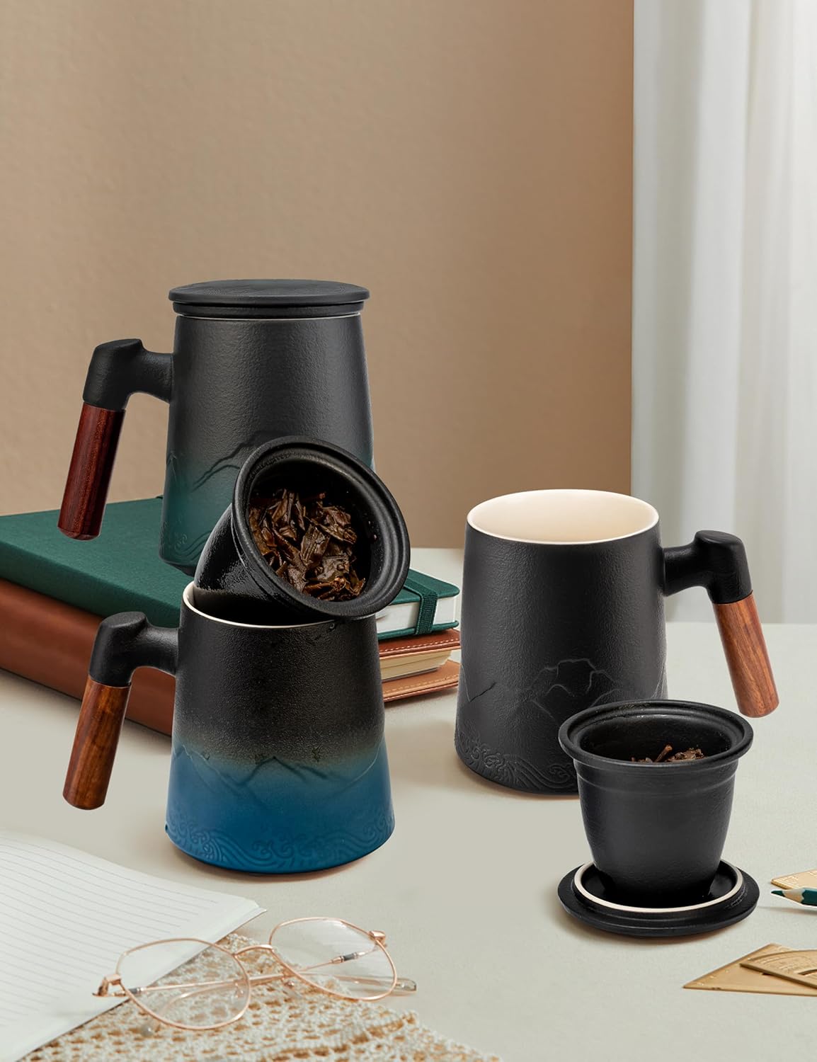suyika Tea Cup with Infuser and Lid, 15.2 Ounce Wood Handle Ceramic Loose Leaf Mug Gradient Black&Green 450ml