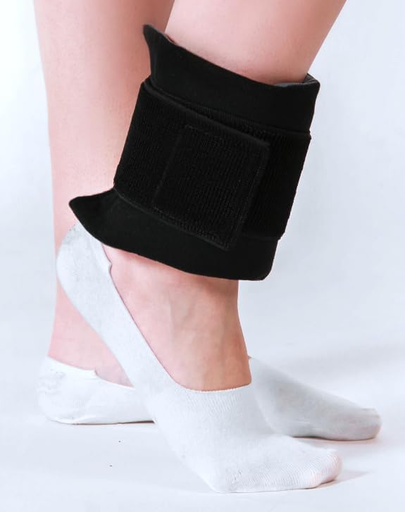 Cold and Hot Therapy Wrap, Black, Latex-Free, Non-Toxic, for Back, Abdomen, Hip, Sports Injury Prevention, Recovery (Back/Abdomen). kit Includes Flexible Gel Compress, Sleeve and Strap.