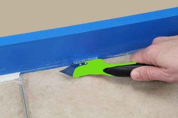 Warner Manufacturing 3-in-1 Caulk Tool for Easy Removal and Application, Scraper, Brush and Applicator,Green