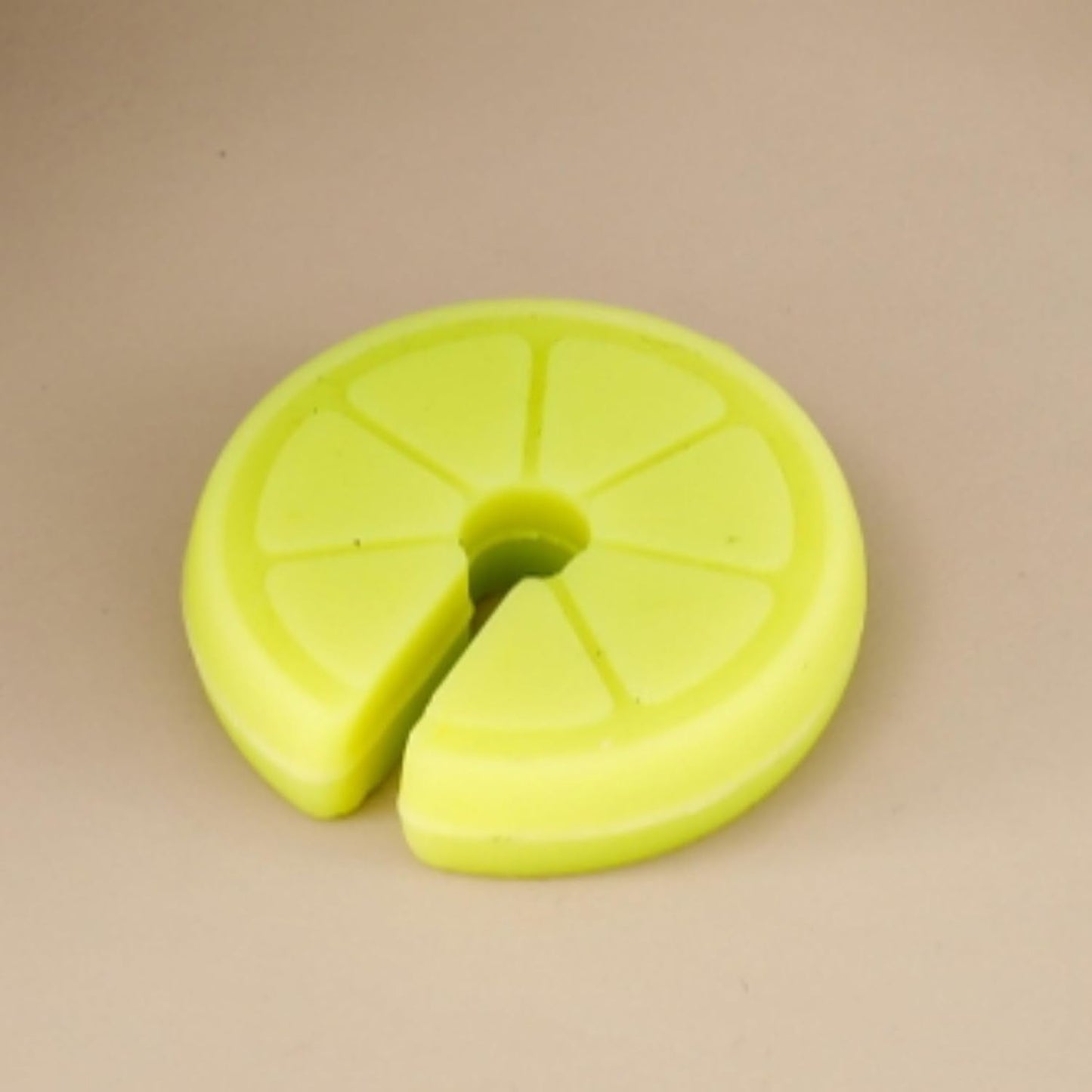 4 Pcs Pot Lid Lifter Silicone Spill Proof Lid Lifter Splash-Proof Steam Release Pan pot lid lifter Kitchen Tool Decoration Pot Lid & Cute Kitchen Accessories (Mix)