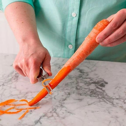Rocky Mountain Goods Classic Stainless Steel Potato Peeler – Sharp Vegetable Hand Peeler for Kitchen – Ergonomic Design – Dishwasher Safe