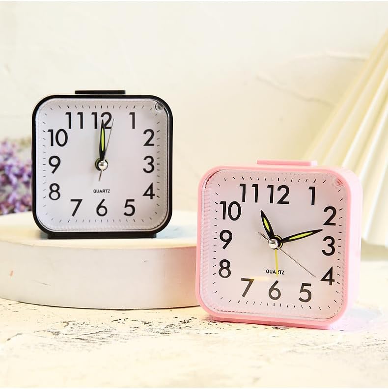 Analog Alarm Clock, Silent Non Ticking Small Clock, Travel Alarm Clock with Snooze & Light, Battery Operated Loud Alarm Clock for Bedroon, Bedside, Desk (Black)