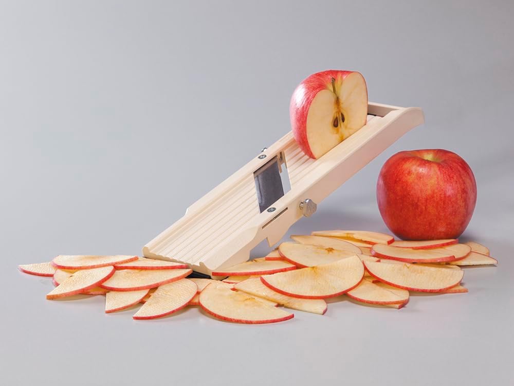 Benriner Mandoline Jumbo Slicer, Japanese Stainless Steel Blade, Beige