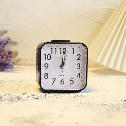 Analog Alarm Clock, Silent Non Ticking Small Clock, Travel Alarm Clock with Snooze & Light, Battery Operated Loud Alarm Clock for Bedroon, Bedside, Desk (Black)