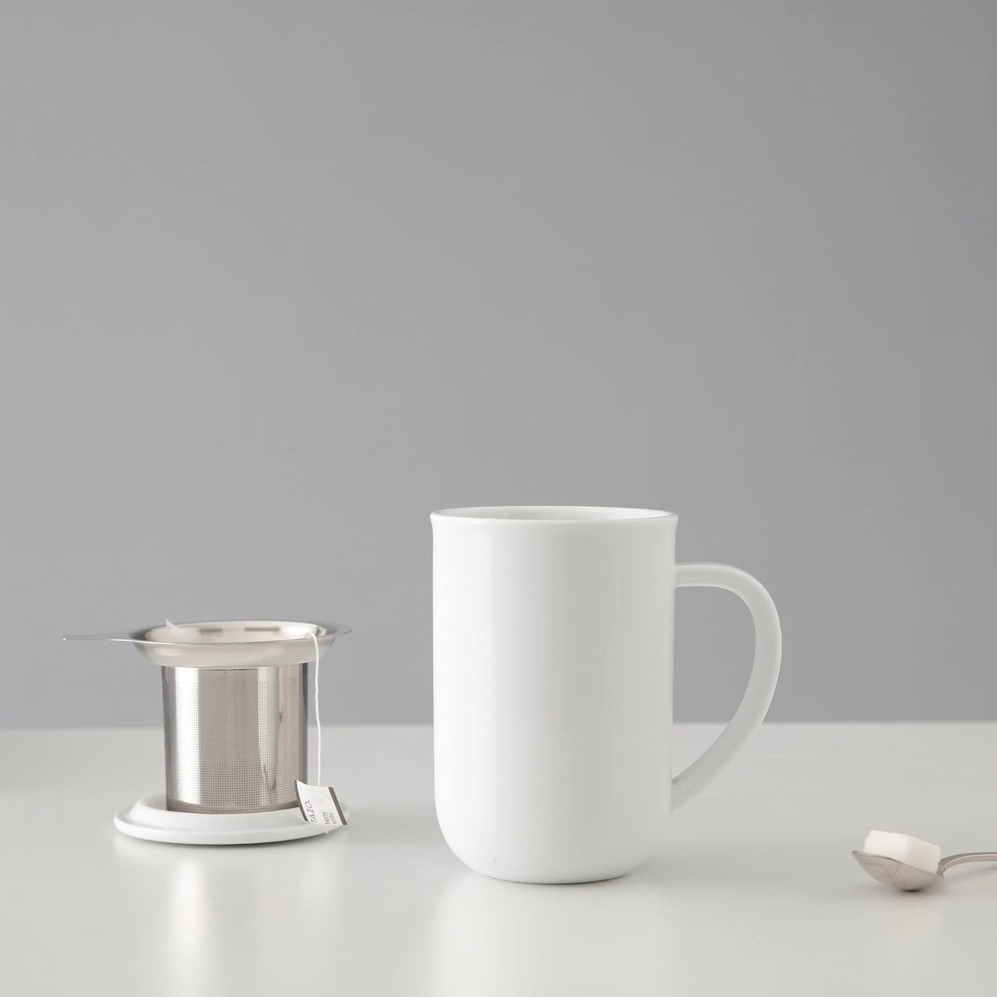 VIVA Minima Balance Porcelain Tea Cup with Infuser and Lid, Dishwasher Safe Stainless Steel Tea Infuser Mug for Loose Leaf Tea Brewing, 17 oz / 500 ml - Hazy Blue