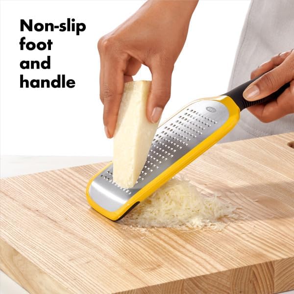 OXO Good Grips Etched Coarse Grater with Handle, Orange | Coarse Kitchen Grater, Sharp Etched Teeth, Non-Slip Handle, Hard Cheese, Vegetables, Chocolate, Easy Grip