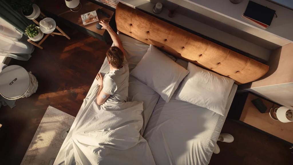 iLuv SmartShaker 3, Wireless Bed Shaker for Hearing Impaired & Heavy Sleepers, 20 Alarms, Call & App Alerts, Bluetooth, Rechargeable Battery, Auto DST, iOS & Android Compatible