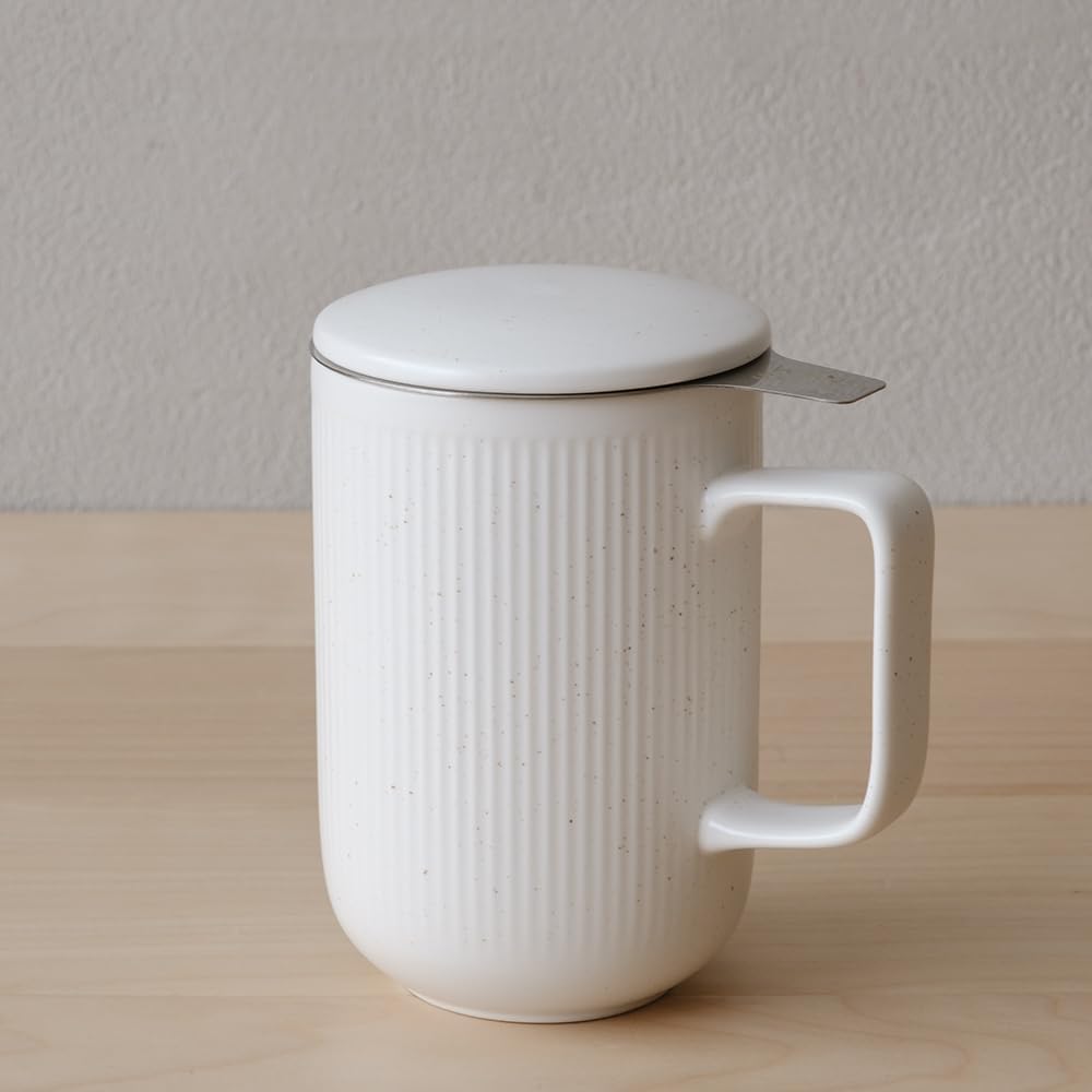WENSHUO Tea Infuser Mug with Lid, Ceramic Cup for Loose Leaf, 20 oz, Crème | 20 oz ceramic tea infuser mug with lid and fine-mesh stainless steel basket for steeping loose leaf, floral and herbal teas.