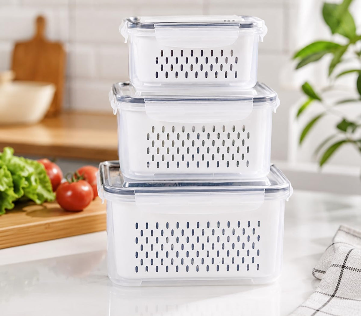 3-Pack BPA-Free Food Storage Containers with Lids & Removable Strainer – Airtight Fridge Organizer & Fresh Produce Keeper for Fruits, Vegetables & Meat, Dishwasher & Freezer Safe (0.85L, 1.75L, 3.3L)