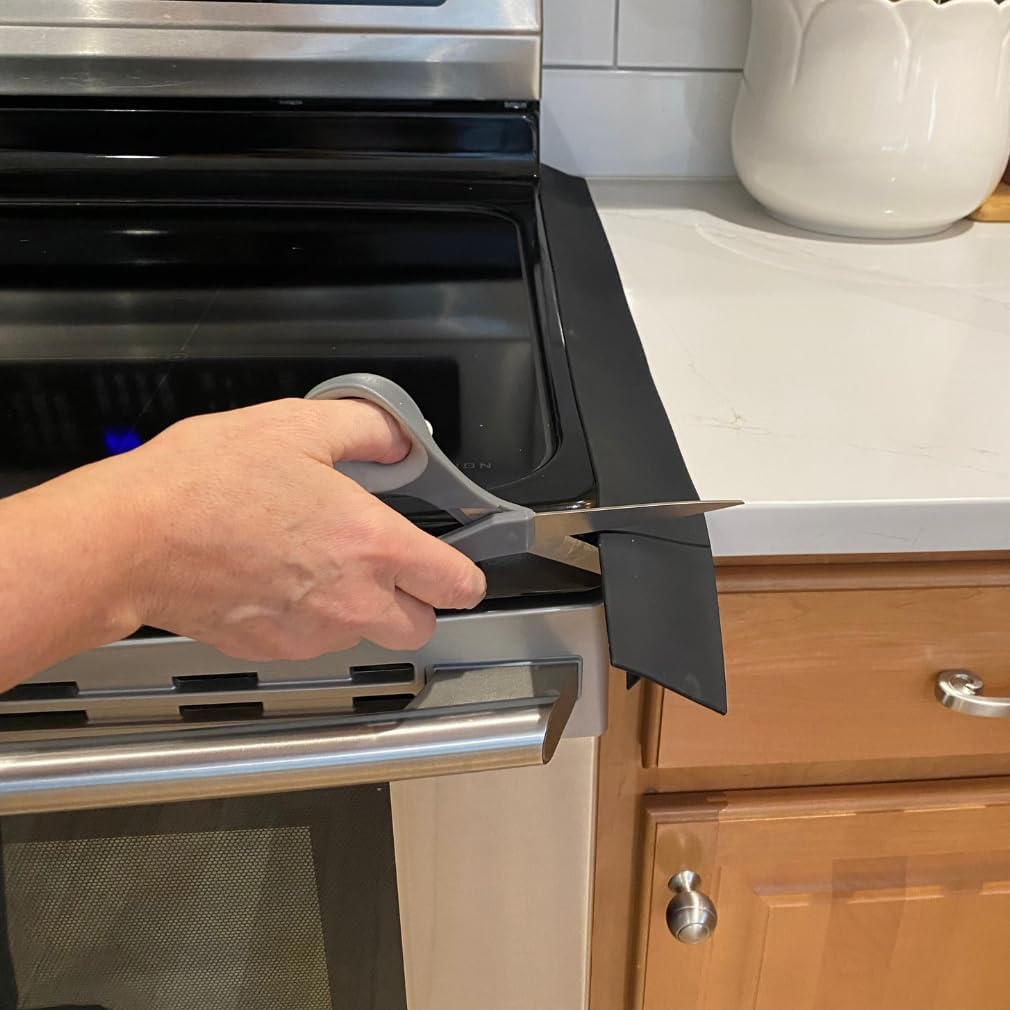 Evelots Silicone Stove Counter Gap Covers-2 Pack Gap Fillers-Kitchen Spill/Crump Guards-Heat Resistant-Flexible-30 Inch Long-Cut to Size with Scissors-Easy to Clean-Black