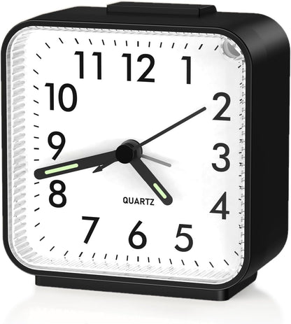 ORIA Analog Alarm Clock, Battery Operated Analog Travel Clock, Small Bedside Clock with Night Light, Snooze, Gradual Rise Alarm, for Bedroom, Office, Travel