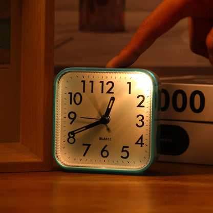 Analog Alarm Clock, Bedside Clocks Battery Powered, Silent Non Ticking Travel Clock with Night Light, Snooze, Easy Set, Clock for Heavy Sleepers Kids Elder Travel Bedroom Office, Pink