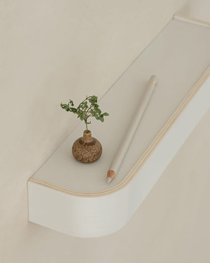 Kazai. Key Holder 'Toke' | Minimalist Key Hook Design from Berlin | Modern Key Holder Wall Mount with Wooden Shelf | Key Rack for Wall as Entryway Organizer | Walnut