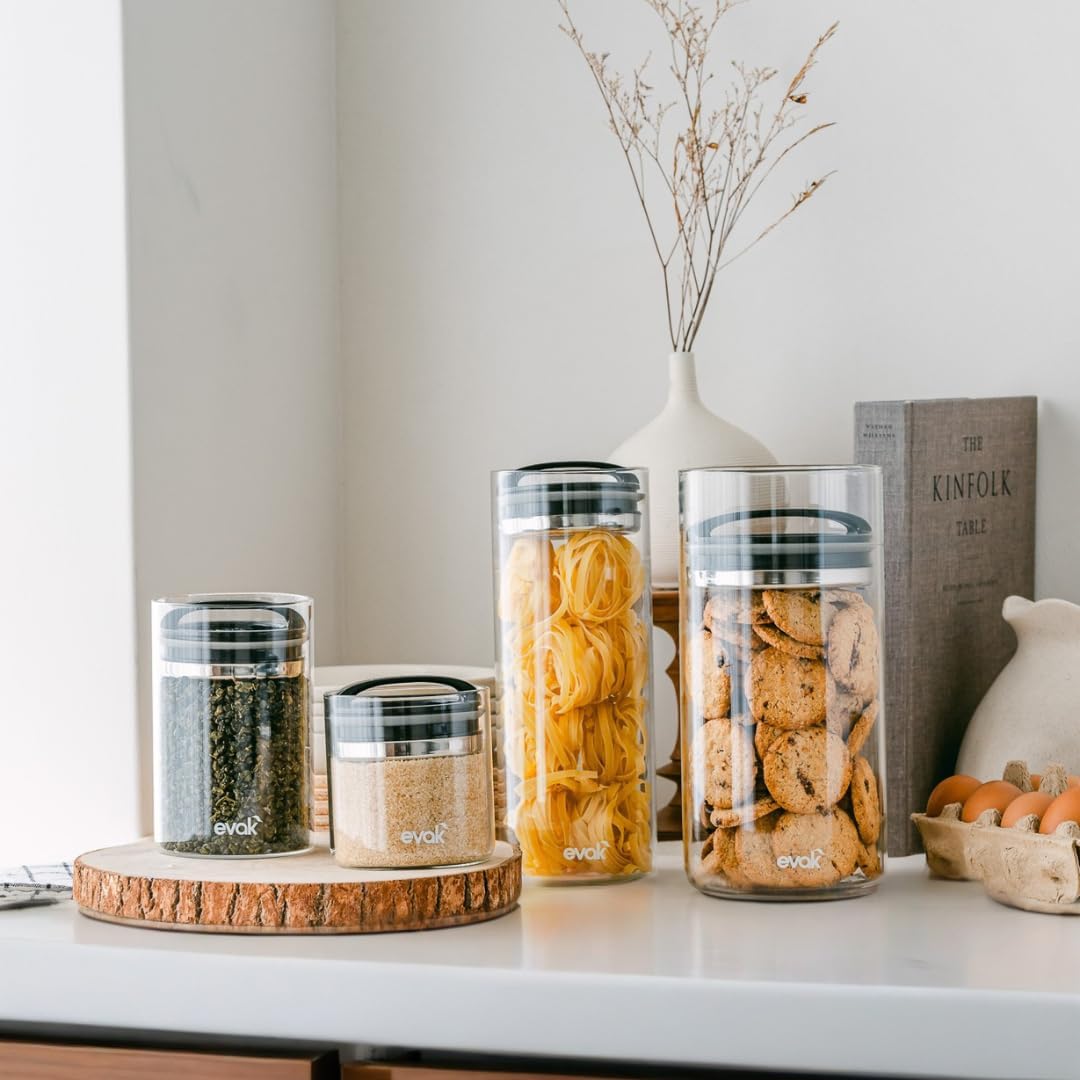 Prepara Evak Compact Glass Food Storage, Small, Black | Borosilicate Glass Container Vacuum Seal Lid & Black Handle, Odor & BPA-Free, Ideal for Coffee, Tea, Pantry Dry Goods