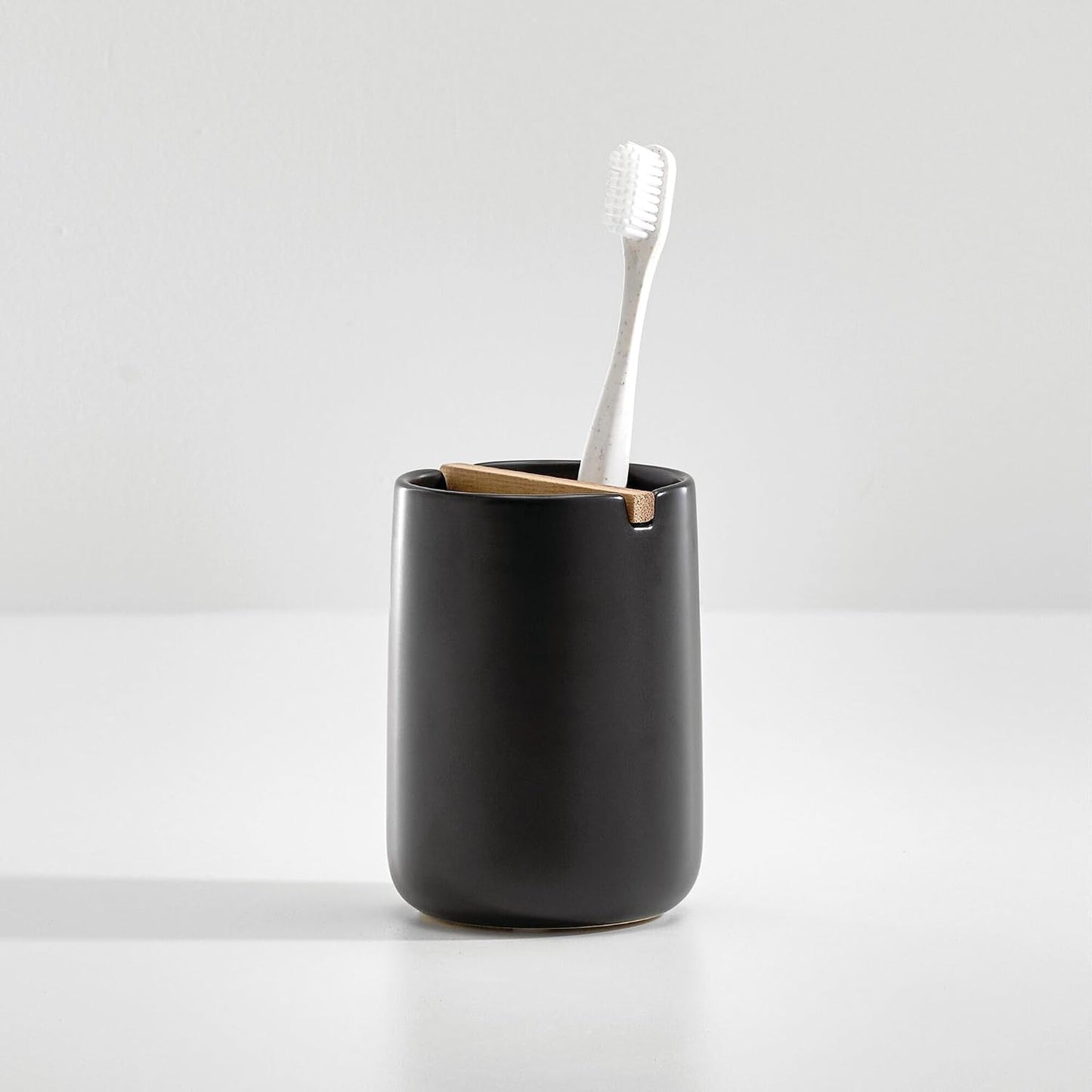 iDesign Ceramic Earth Collection Toothbrush Holder, Moss/Natural Wood | Paulownia Wood Divider