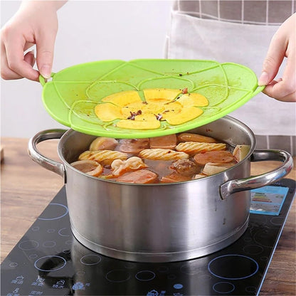 2pcs Silicone Spill Stopper Lid - Flower Shape Cover For Pots And Pans - Kitchen Cooking Accessories(Green)