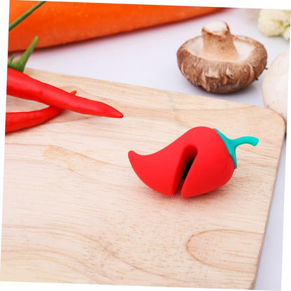 Cabilock 4pcs Silicone Spill Stopper Pot Lid Riser Clips Heat Resistant Lid Lifter for Cooking Pots Anti-Overflow Kitchen Gadget Suitable for Soup Chili and Steaming