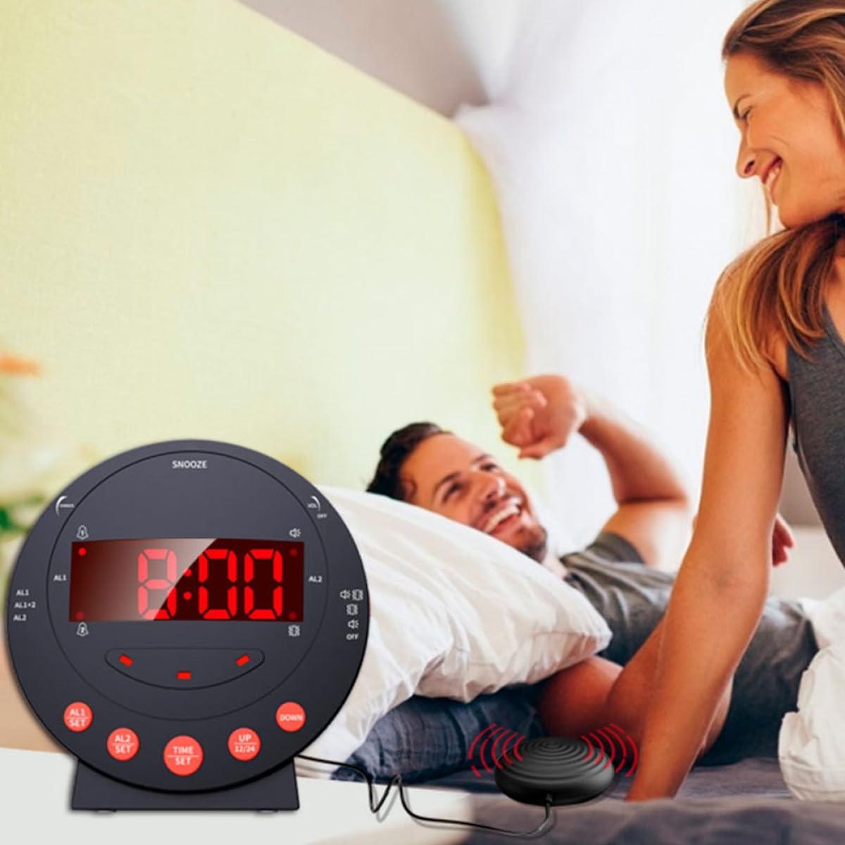Digital Vibration Alarm Clock with Strong Bed Shaker for Deaf and Hard of Hearing, Loud Bedroom Vibrating Alarm Clock for Heavy Sleepers Elderly Use, 3pcs Set Without Batteries