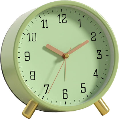 SHISEDECO Small Analog Alarm Clock, Battery Operated Desk Clock, White
