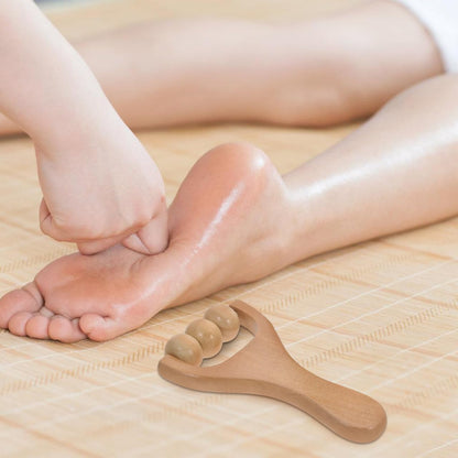 LALAFINA 4Pcs Wooden Massager Rollers Handheld Bead Rollers Lymphatic Acupressure Massage Tool for Men Women Foot, Legs, Arms, Light Brown