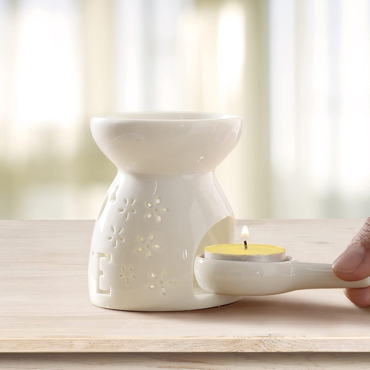Ceramic Tea Light Candle Holder, Oil Burner for Scented Oil, Tealight Wax Warmer Decoration for Bedroom,Living Room,Balcony,Patio Tabletop Star Birthday Wedding Gift