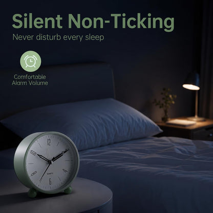 JALL Analog Alarm Clock, 4 inch Super Silent Non Ticking Small Clock with Night Light, Battery Operated, Simple Design, Easy Setting for Office, Bedroom, Bedside, Desk, Teens, Elders, Adult, Green
