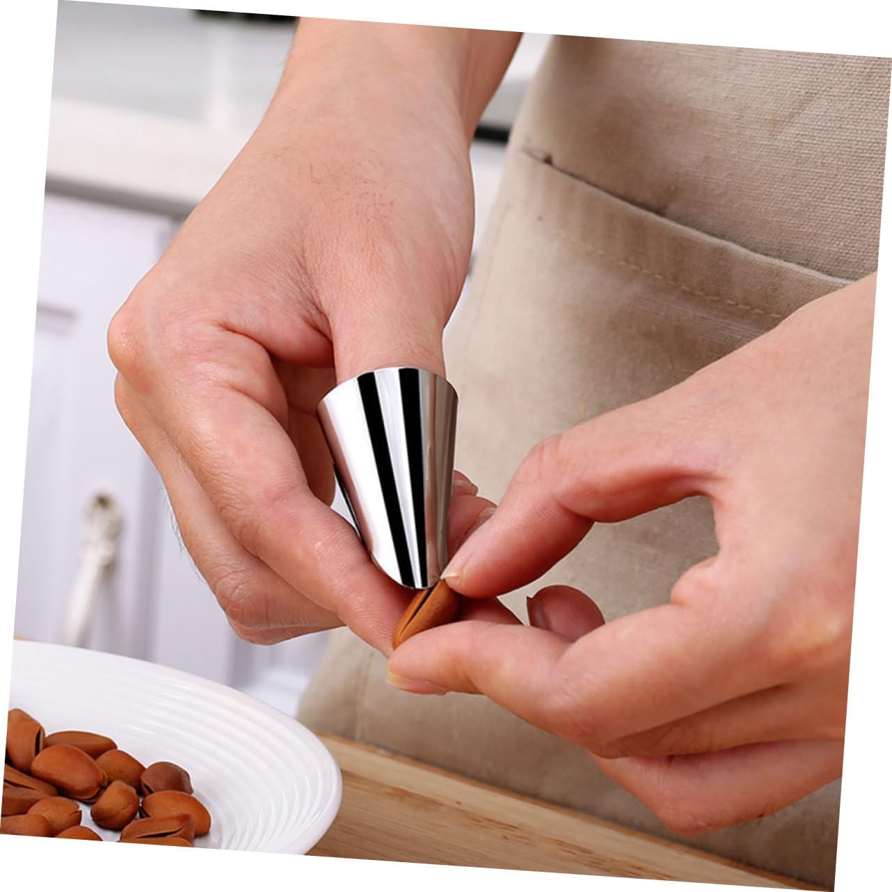 Gatuida 10pcs Vegetable Peeler Slice Finger Protectors Cutting Chopper Guards Reusable Stainless Steel Safety Finger Cover