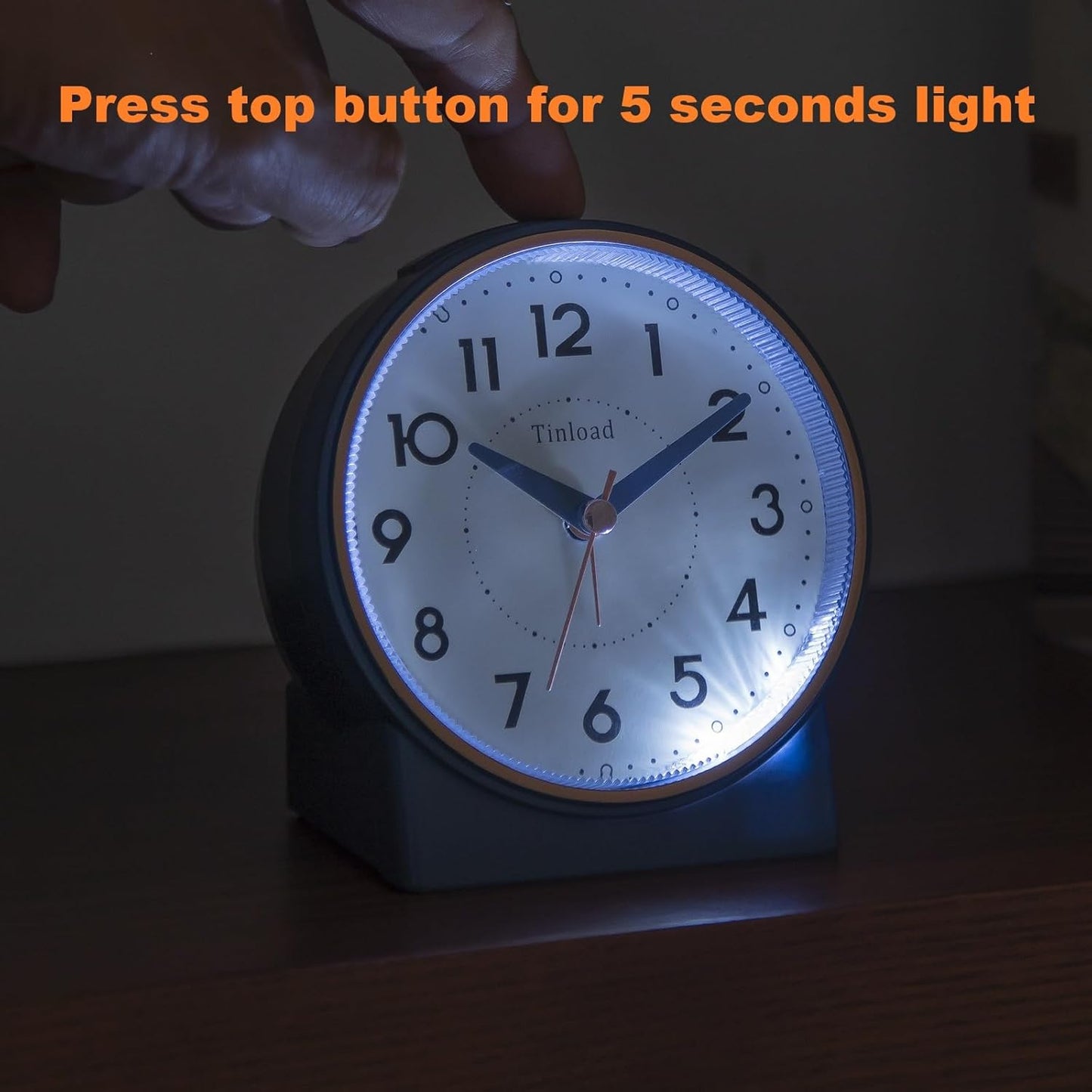 Tinload 4.3" No Ticking Analog Alarm Clock,Silent Readable for Seniors,Easy to Set,Gradual Rise Alarm,Big Numbers,On/Off Switch on Side,Gentle Wake,Snooze,Lighted on Demand,Battery Operated,Black