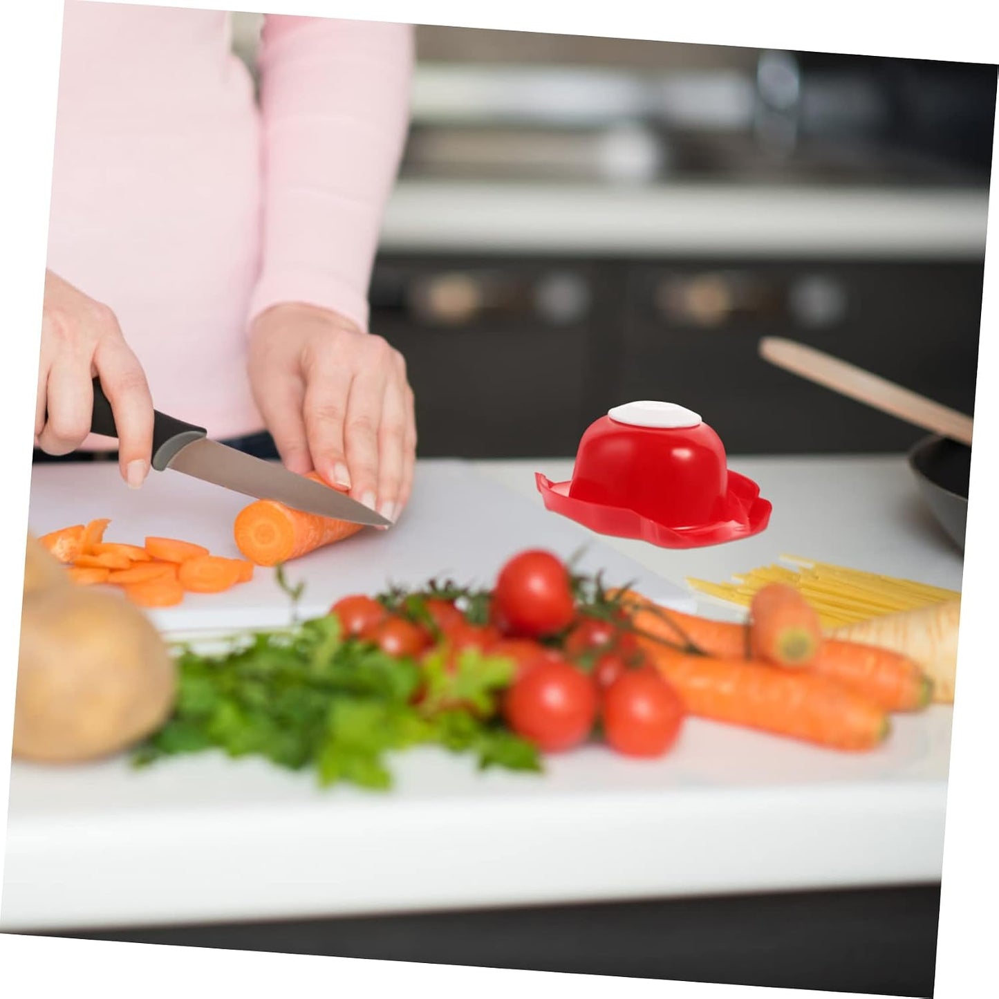 SOLUSTRE Vegetable Cutter Grater Finger Guard 3-Piece Shredding Tool for Potatoes Carrots and Cucumbers Sturdy Kitchen Gadget for Safe Vegetable Slicing
