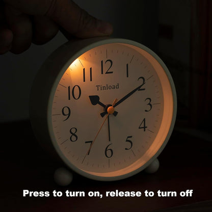 Tinload 4.5" Vintage Retro Analog Alarm Clock, Super Silent Non Ticking Small Clock with Manual Light, Snooze, Battery Operated, for Living Room, Bedroom, Bedside, Desk(Blue)