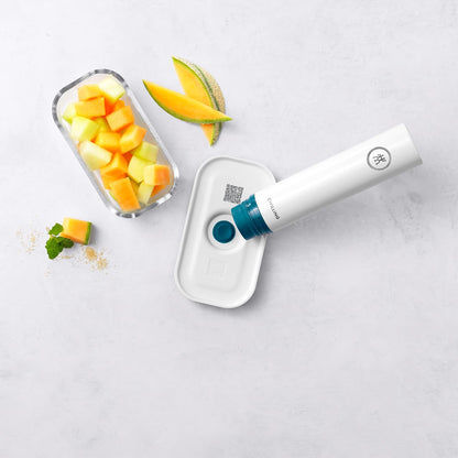 For food to stay fresh up to 5X longer, pump required (not included).