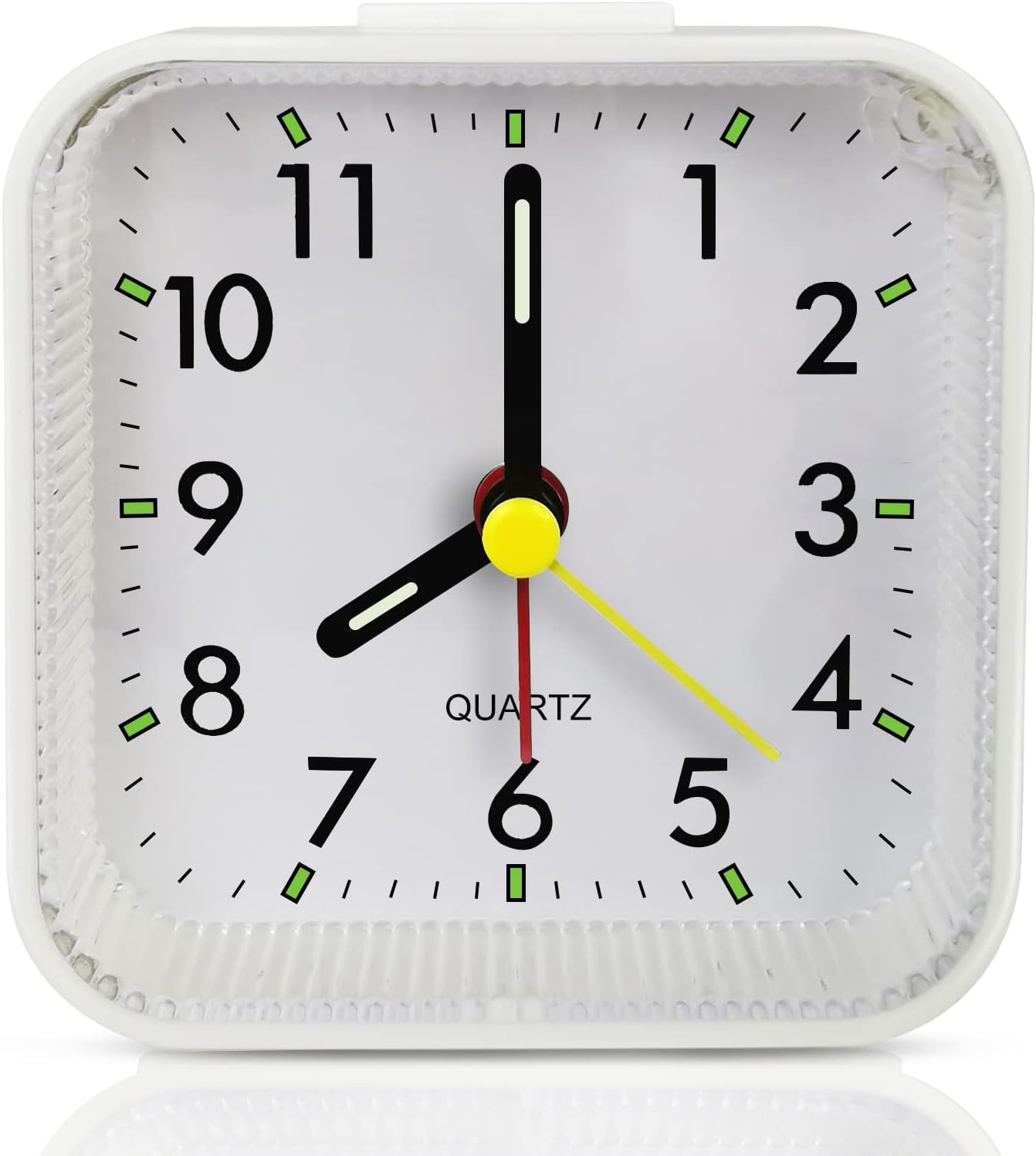 Lamisola Small Analog Travel Alarm Clock, Battery Operated Desk Table Shelf Clock for Kids, Quieter Bedside Alarm Clocks for Bedrooms Bathroom Living Room Kitchen, Black