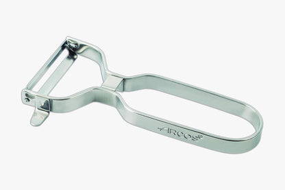 ARCOS Professional Peeler for Fruits and Vegetables. 5.5 Inch Stainless Steel Kitchen Tool for Precise Cutting. Chef's Gadget with Ergonomic Polypropylene Handle. Red Color