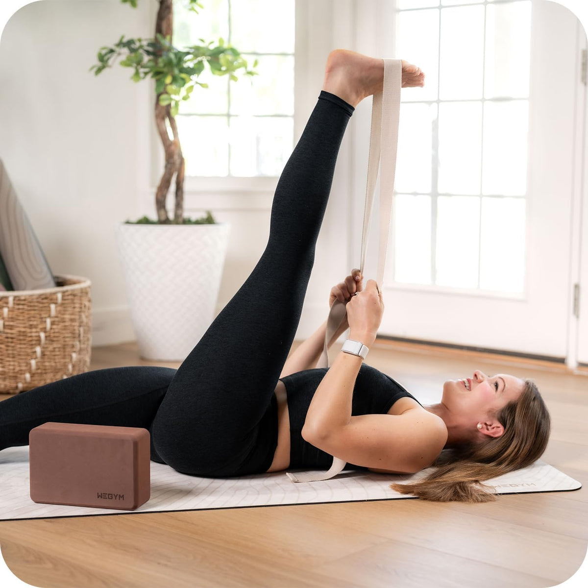 WeGym Yoga Strap for Stretching, Pilates and Mobility, Adjustable Length