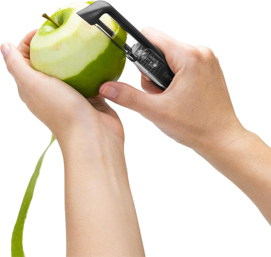 Dreamfarm Sharple Self-Sharpening Vegetable Peeler - Kermit Green | Ceramic sharpener in safety cover automatically hones stainless steel swivel blade, suitable for left & right handed use