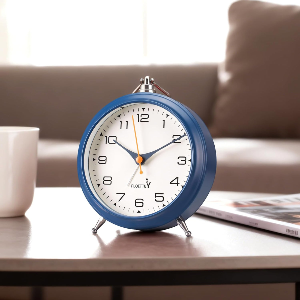 FLOITTUY 4.5" Battery Operated Antique Retro Analog Metal Alarm Clock, Silent Bedside Desk Clock, Wall-Hanging Vintage Clock(Exquisite Bronze)