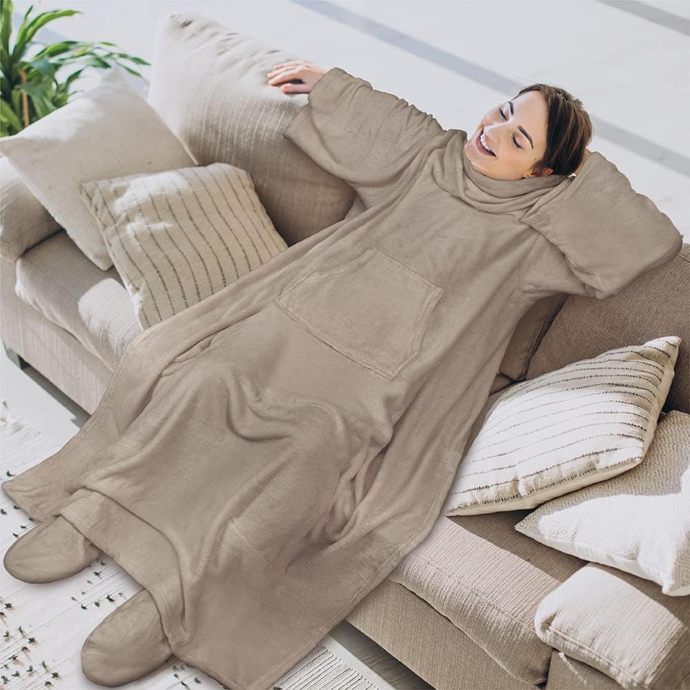 PAVILIA Fleece Blanket with Sleeves, Foot Pockets for Women Men Adults, Plush Wearable Blanket Throw Wrap, Warm Snuggle Blanket Robe, Cozy Gift Ideas Wife Mom, Dark Purple