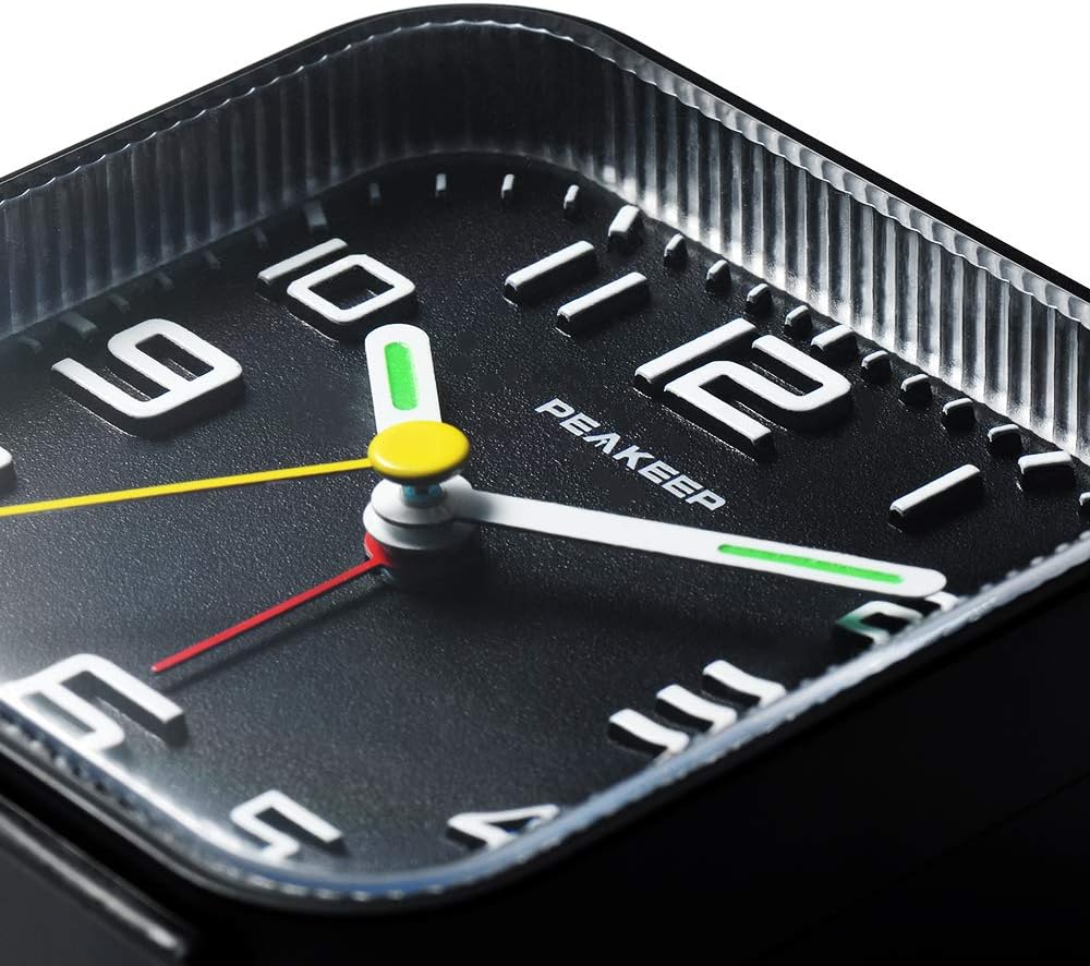 Peakeep Small Battery Operated Analog Travel Alarm Clock Silent