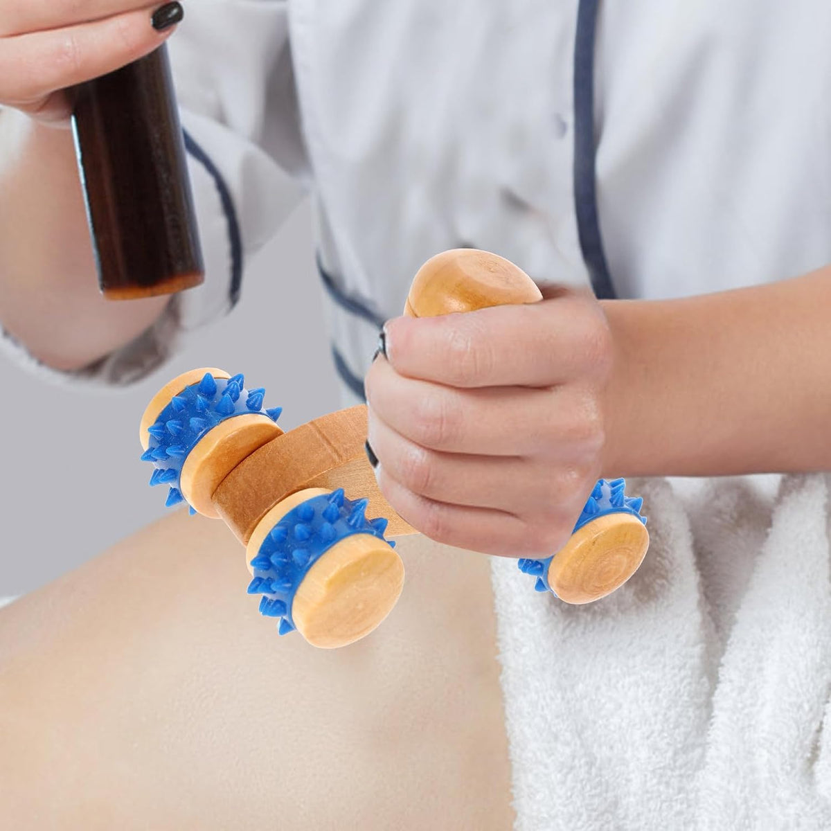 Holibanna 3pcs Wooden Massage Roller Moon Car for Relaxing Massage and Relieving Muscle Fatigue, Handheld Back Massager Stick Suitable for Yoga After Exercise