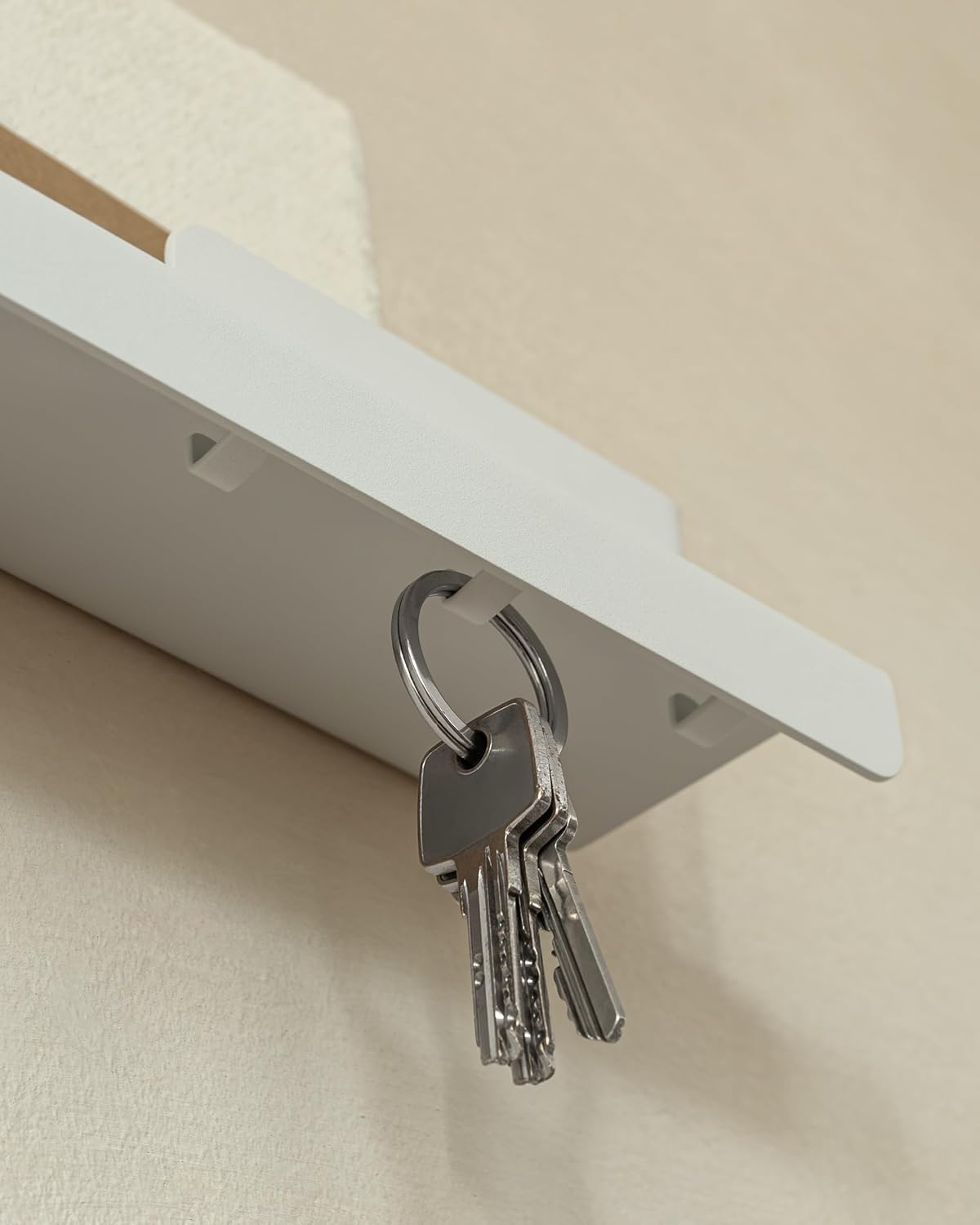 Kazai. Key Holder for Wall 'Holmsen' | Minimalist Key Hooks Design from Berlin | Modern Key Hanger with Metal Shelf | Key Hook Wall Mounted as Hallway Furniture | Sand Taupe