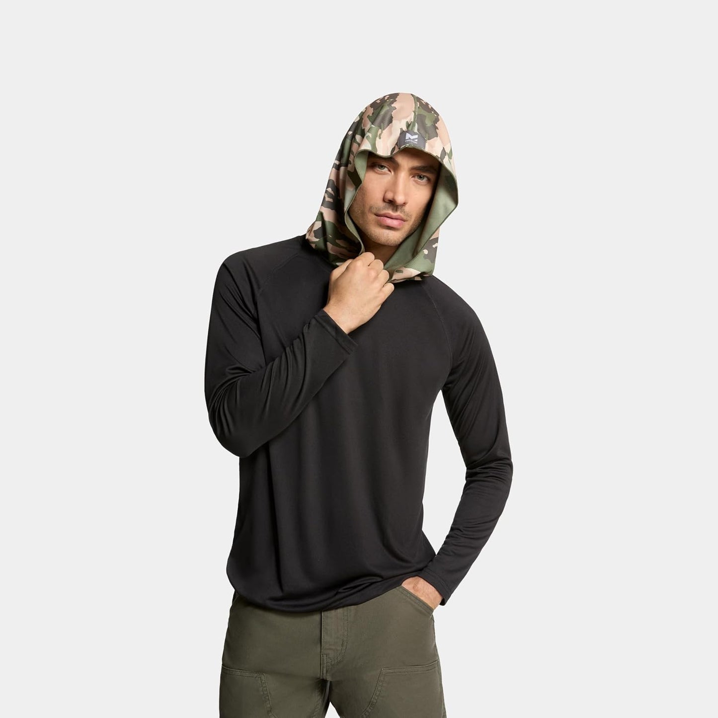 MISSION Cooling Hoodie Towel, Evaporative Cool Technology, Cools Instantly When Wet, UPF 50 Sun Protection, Contours Your Head to Stay in Place, Great for Sports, Fitness, Gym