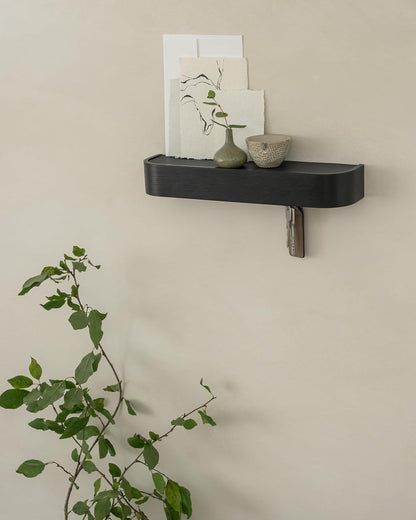 Kazai. Key Holder 'Toke' | Minimalist Key Hook Design from Berlin | Modern Key Holder Wall Mount with Wooden Shelf | Key Rack for Wall as Entryway Organizer | Walnut