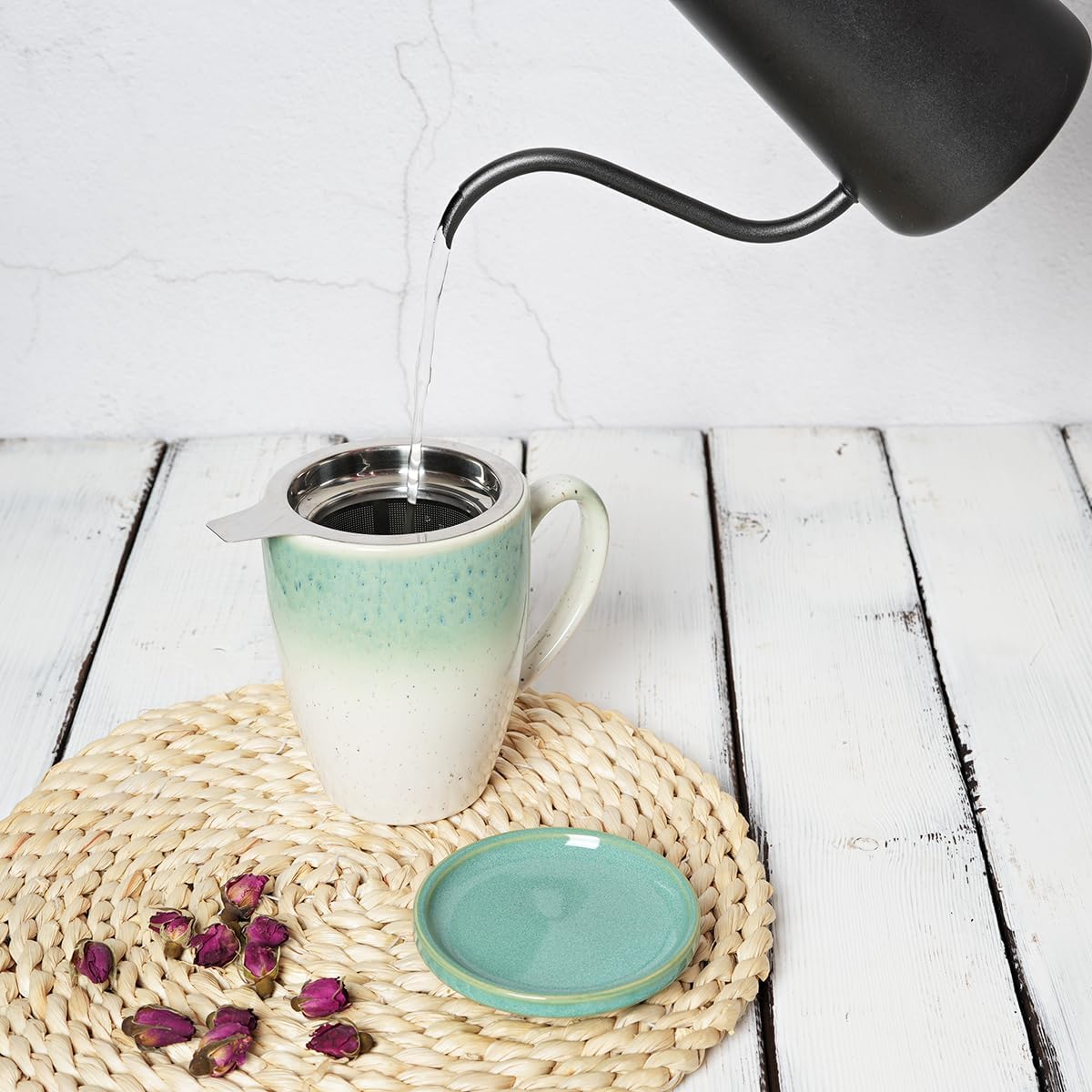 Bosmarlin Ceramic Tea Cup with Infuser and Lid, 13.5 Oz, Loose Leaf Tea Steeper Mug with Strainer, Microwave and Dishwasher Safe, Reactive Glaze (13.5 Oz, Pale Green)