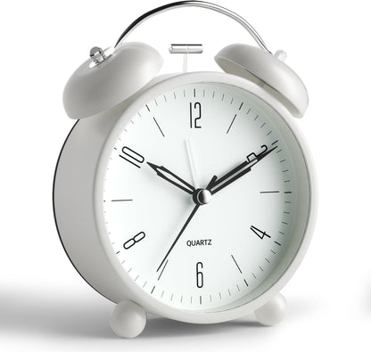 JALL Analog Alarm Clock, 4 inch Super Silent Non Ticking Small Clock with Night Light, Battery Operated, Simple Design, Old Fashioned Style Ideal Decor, for Bedroom, Bedside, Desk, Adult, Gift, Green