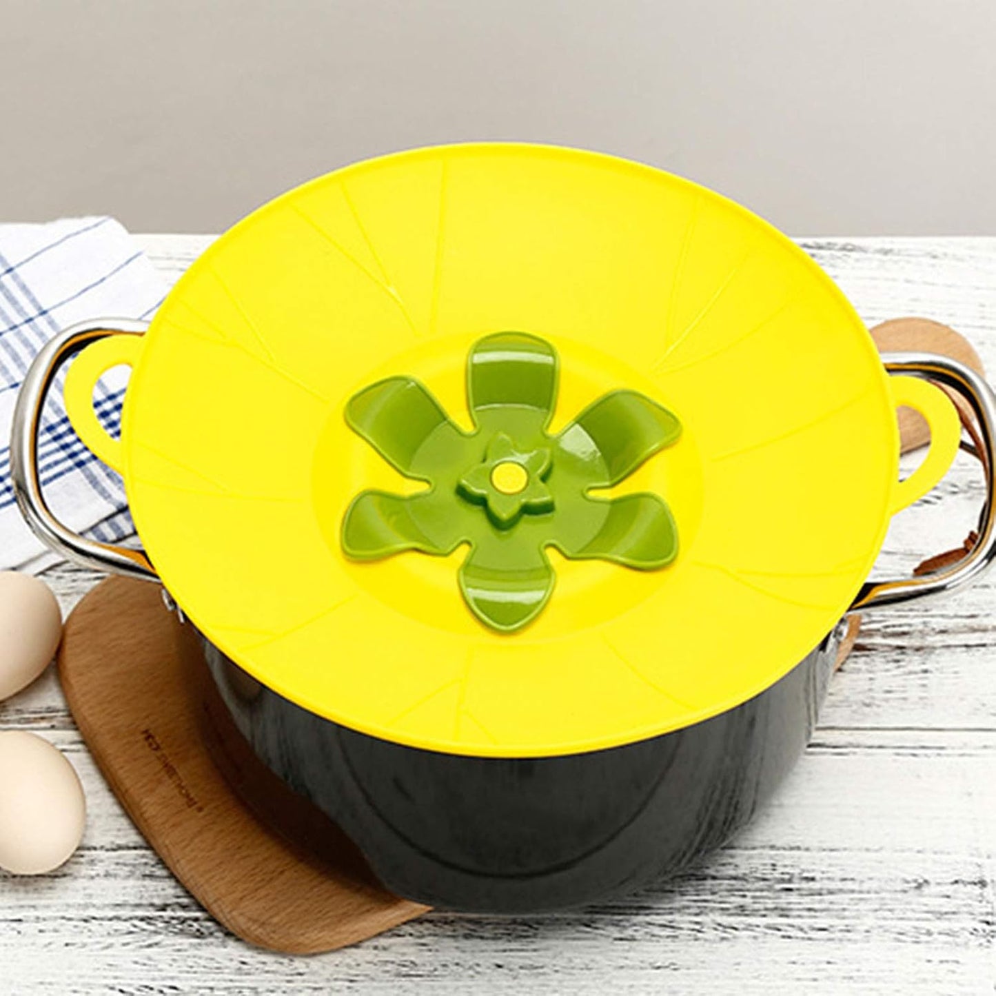 Spill Stopper Lid Cover and Overflow Stopper for Pans and Pots Boil, Silicone Pot Lid Fits Openings above 5.9" in Diameter, 1pc (8.86, Grey)