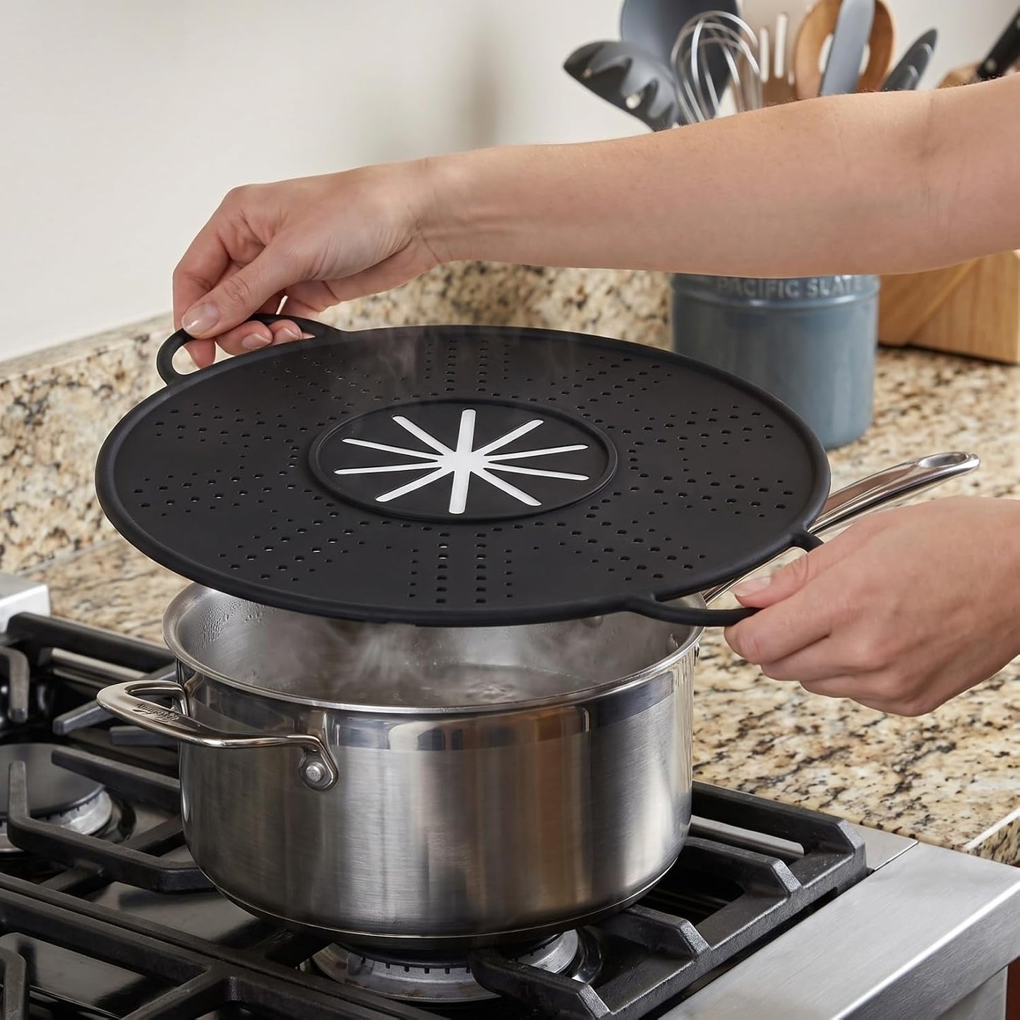 CALLARON Silicone Splatter Screen with Side Handles 13.38 Inch Frying Pan Cover Oil Splash Guard for Frying Pan Cooking Splatter Shield Heat Resistant Kitchen Tool