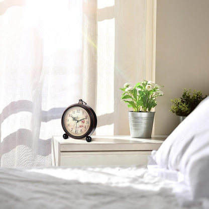 TOYANDONA Vintage Alarm Clock - 5 inch Small Retro Alarm Clock Analog for Living Room Bedroom Bedside Desk, Silent & Non Ticking & Battery Operated