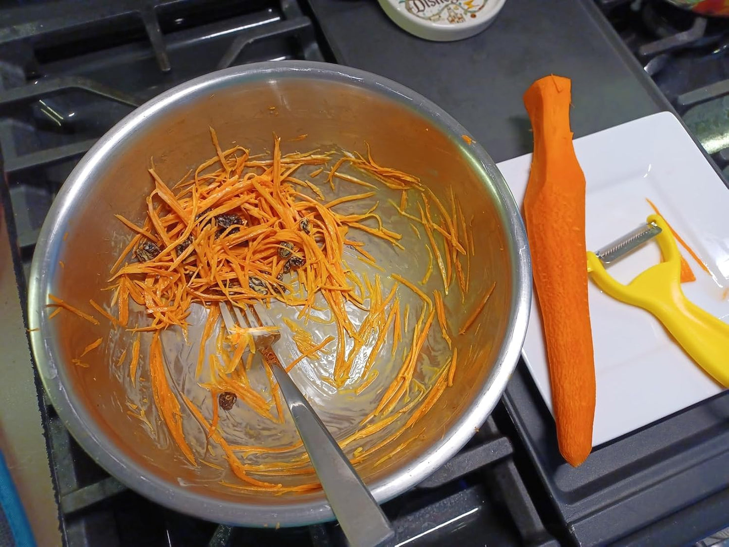 Rocky Mountain Goods Julienne Peeler Vegetable Slicer - Fine Grater for Salads and Stir Fry, Stainless Steel, Safety Cover, Dishwasher Safe - For Carrots, Zuchini Noodles, Cucumbers, Potatoes, Peppers